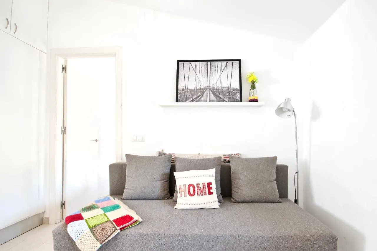 Malagaurbanrooms - City View